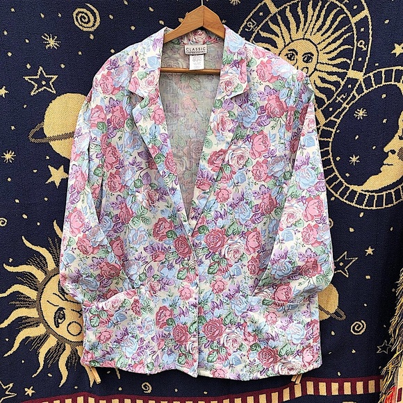VTG | 80’s Pastel Floral Blazer with pockets and pearl button - Picture 1 of 16